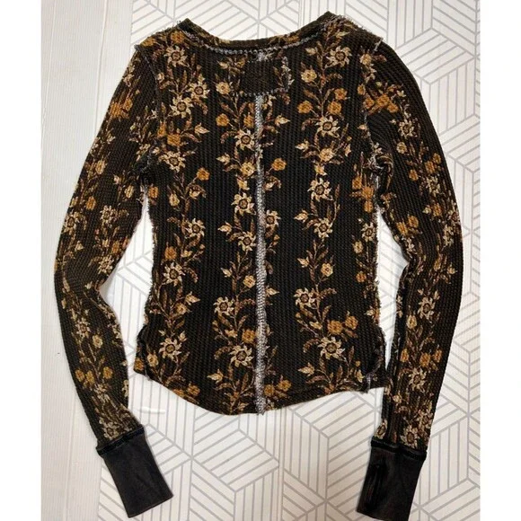 Free People Pretty Little Thermal Waffle Knit Shirt Top Small Floral Long Sleeve - Picture 5 of 10